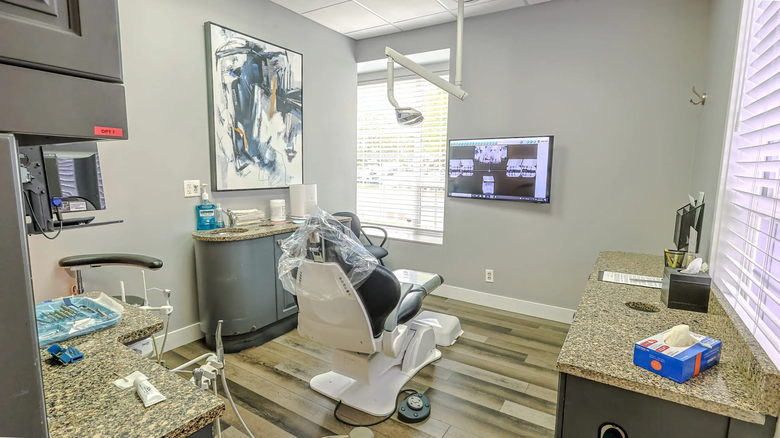 Dental Chair - Oral Surgery Room